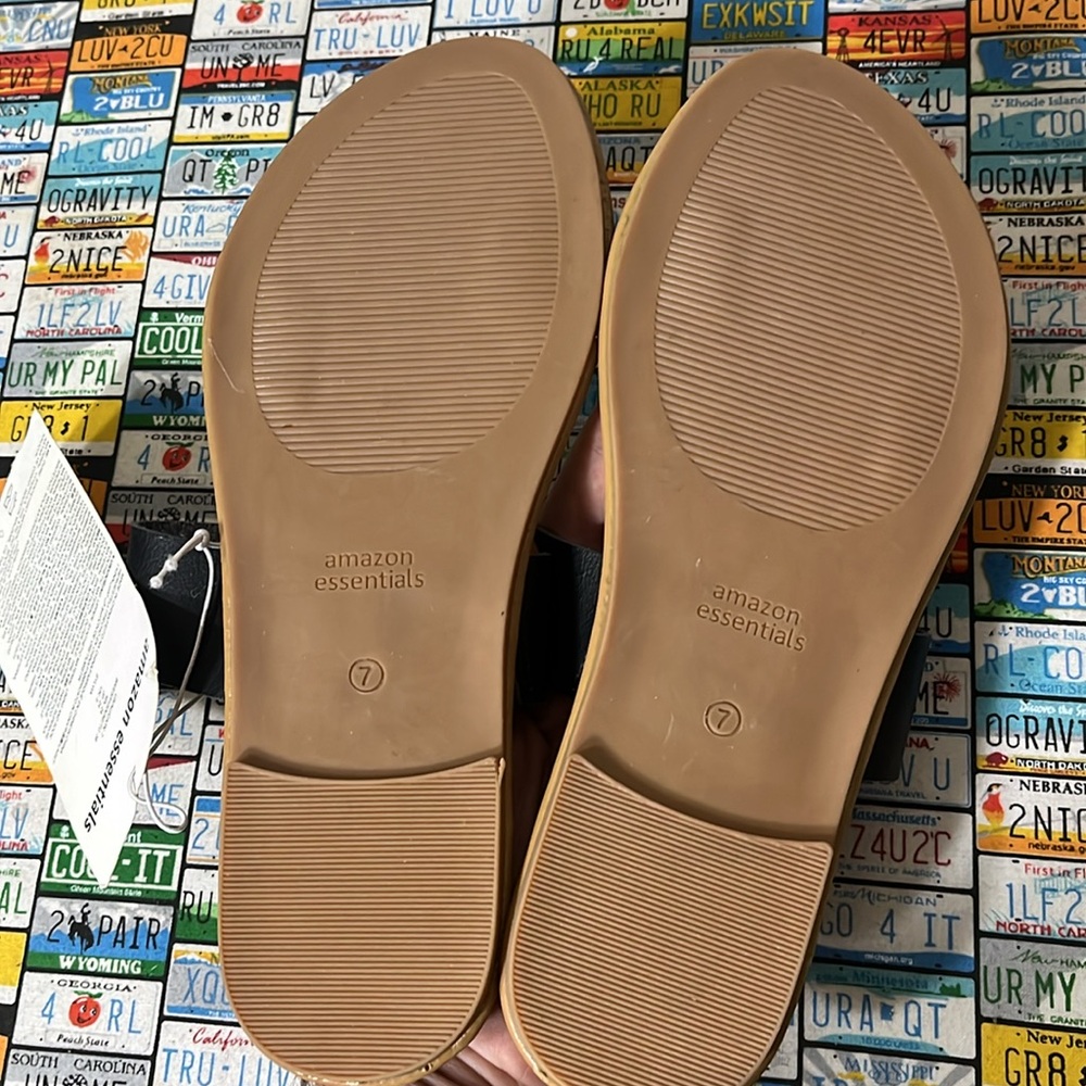 Amazon Essentials Women’s Black Double Strap Slid… - image 5